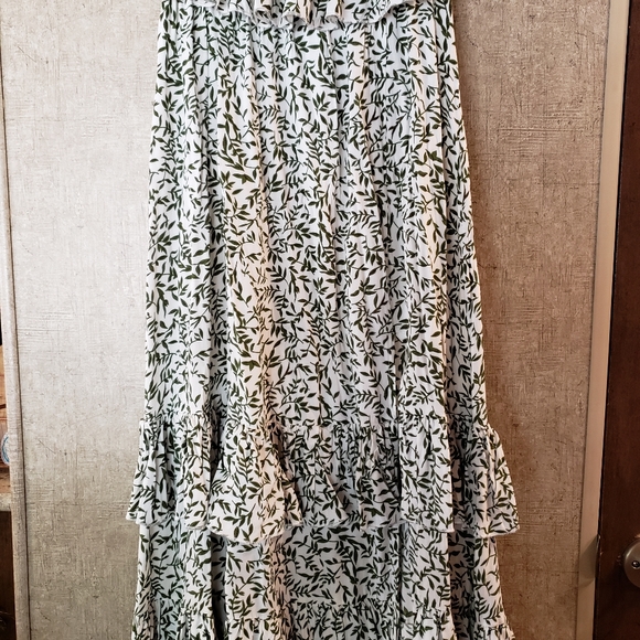 Strapless Spring Dress - Picture 4 of 5